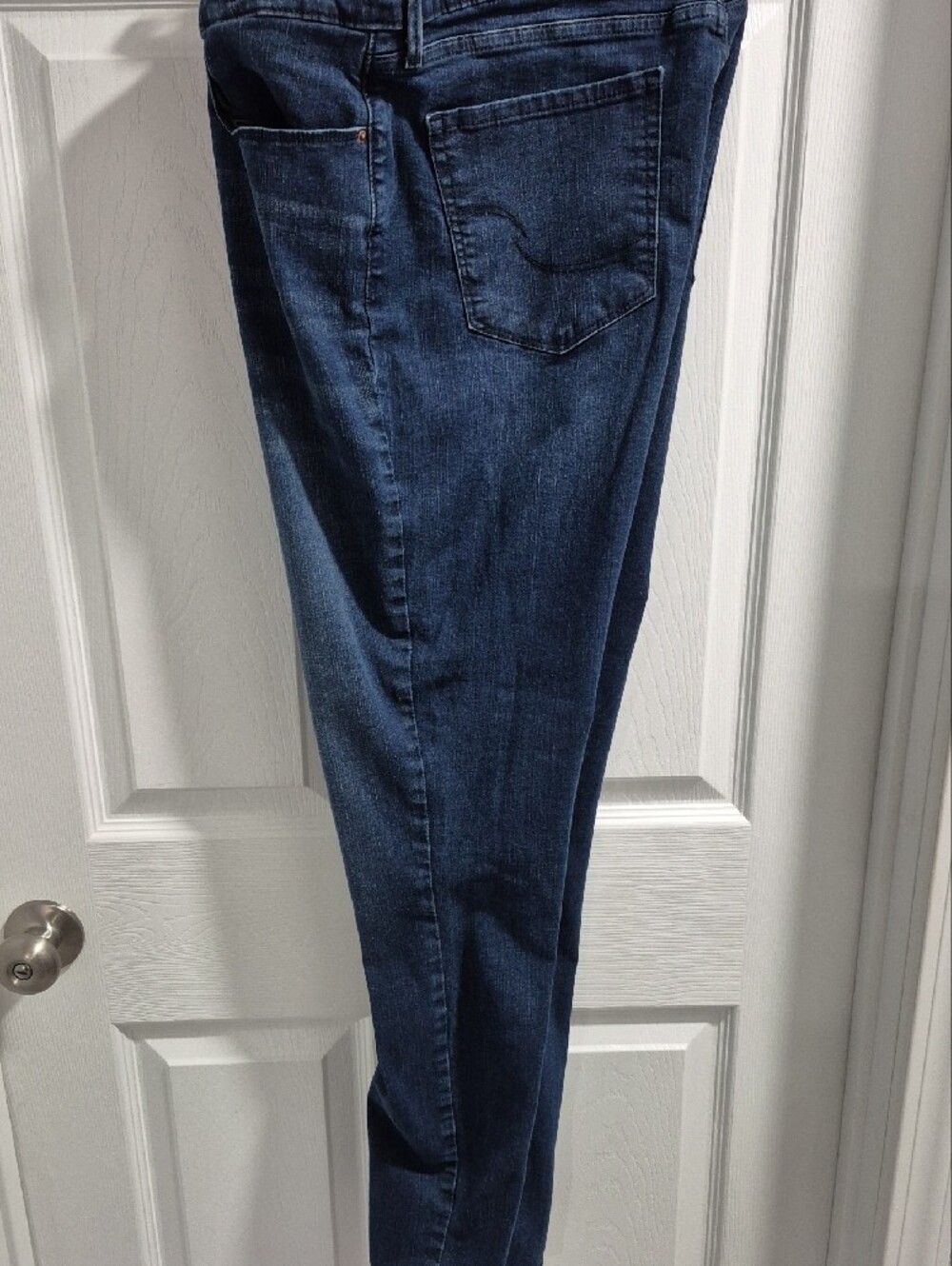 Signature by Levi Strauss Indigo Straight-Leg Jeans 33X32 - Picture 3 of 6
